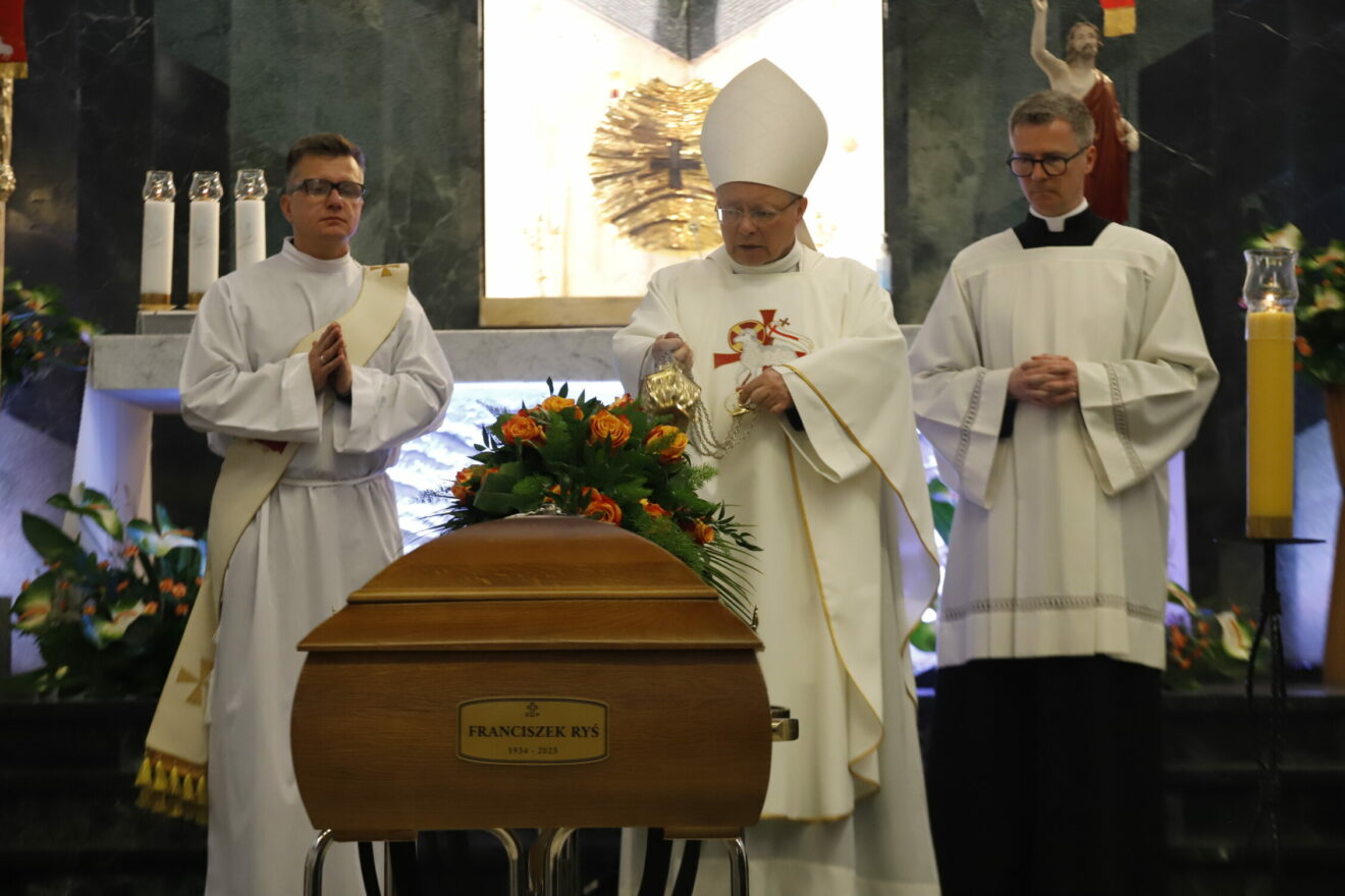 Kard. Ryś na pogrzebie taty: nauczył nas ojcostwa