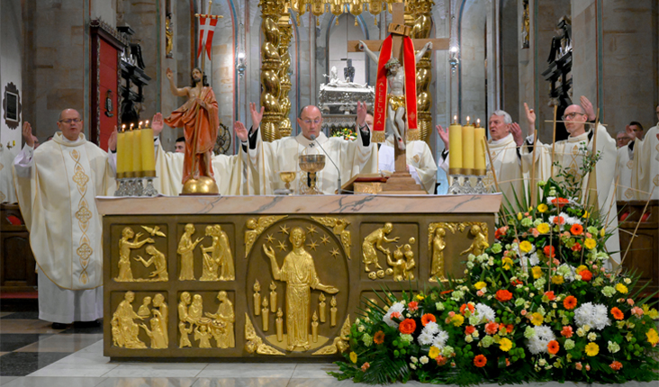 Prymas Polski przewodniczył Mszy św. w intencji papieża Franciszka