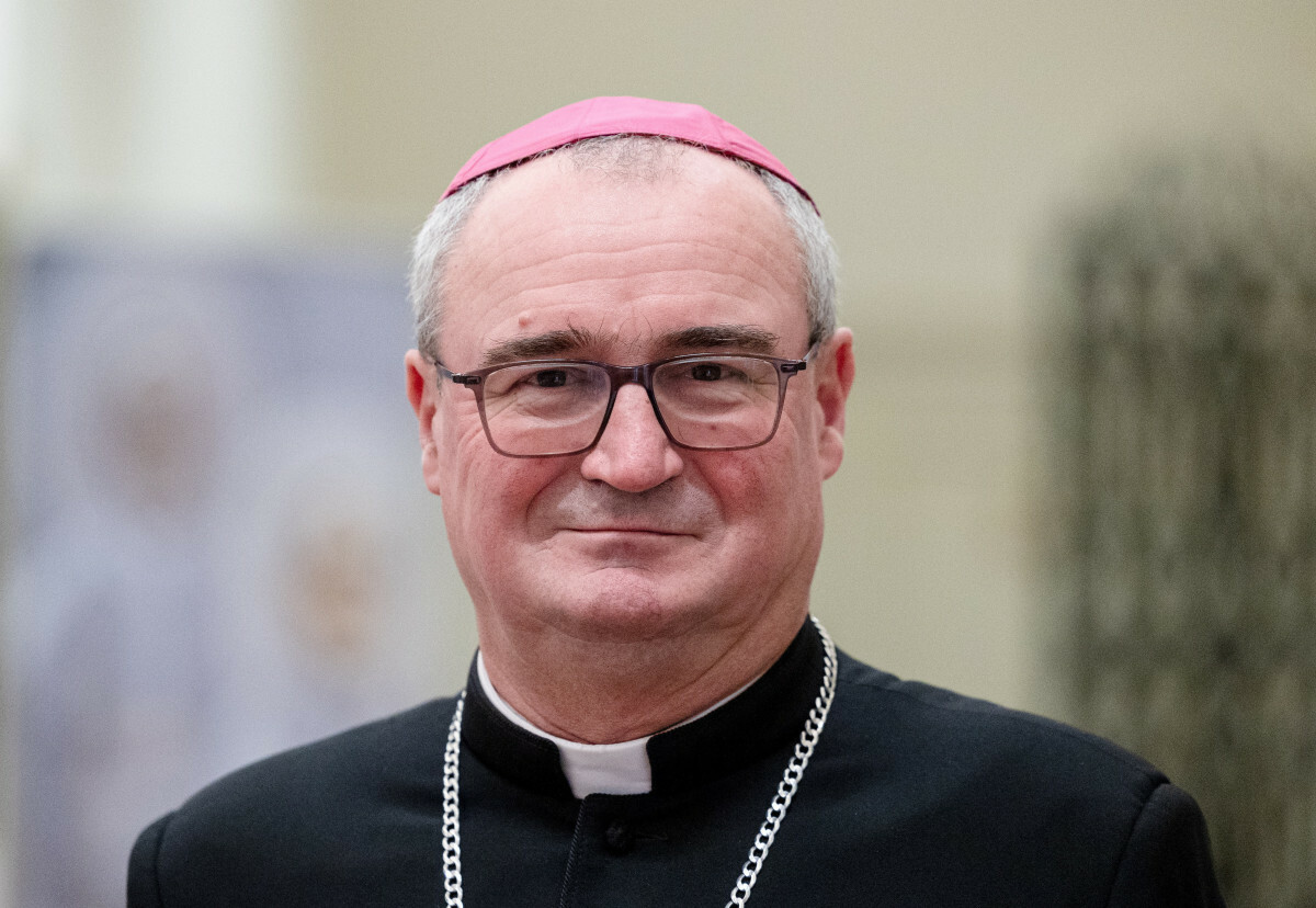 Bp Stułkowski: Franciszek budził Kościół z paraliżu