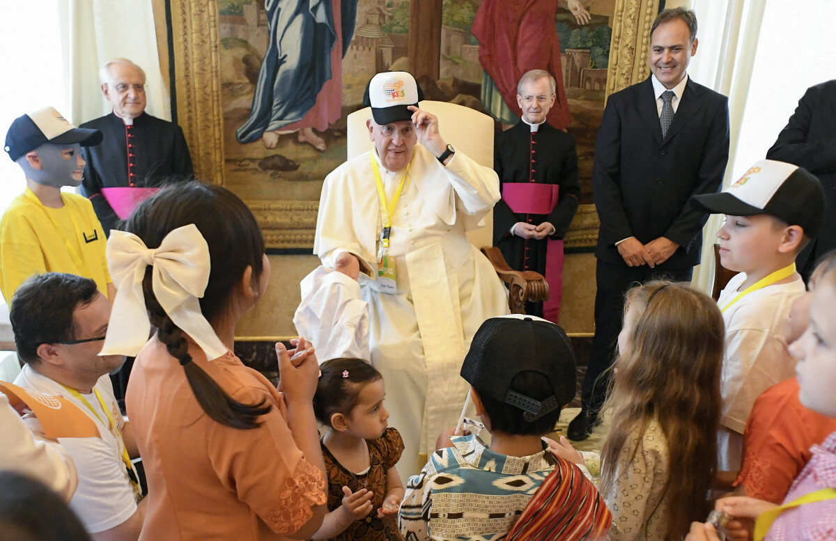 Papież Franciszek – patron ochrony dzieci w Kościele