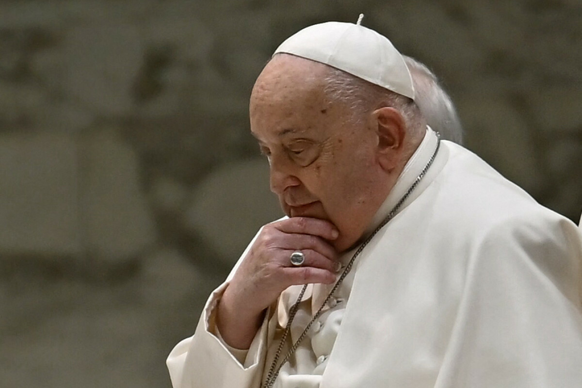 Polskie władze państwowe żegnają papieża Franciszka