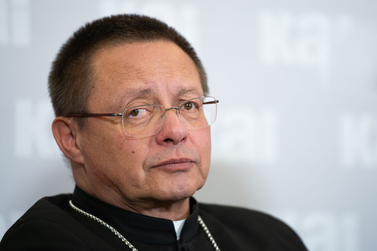 Dwie prośby kard. Rysia do wiernych i duchownych archidiecezji łódzkiej