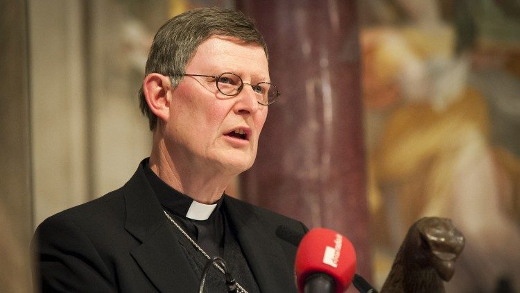 Kardynał Woelki opuszcza Drogę Synodalną