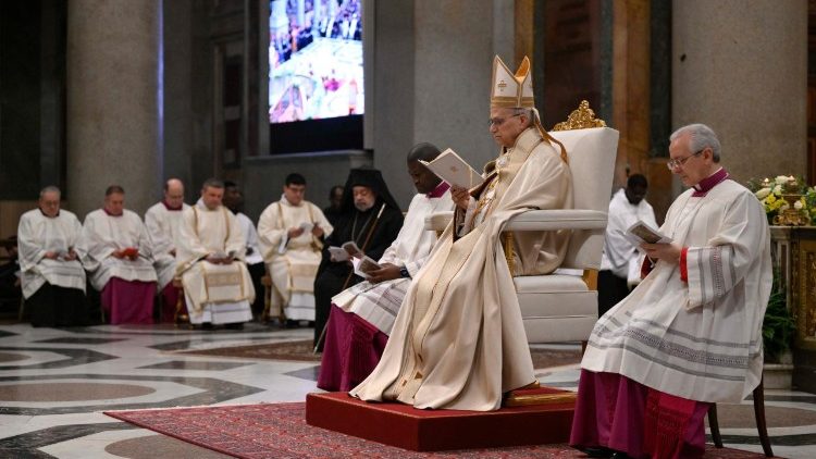 Papież zaprasza chrześcijan do głoszenia światu Jezusa z pokorą i radością