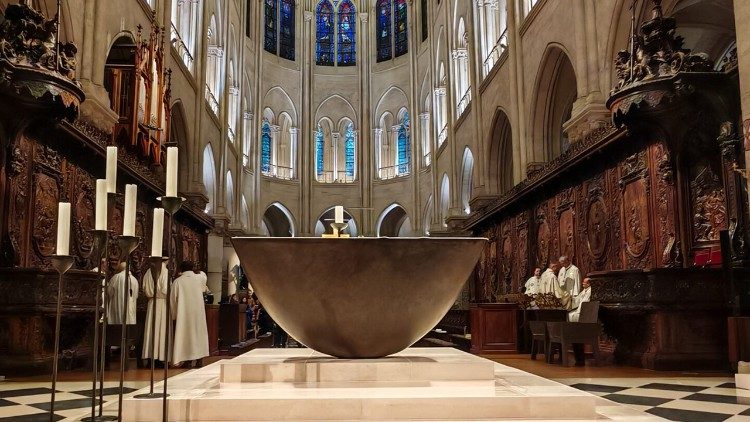 Renesans francuskich katedr. Rekordowe liczby pielgrzymów