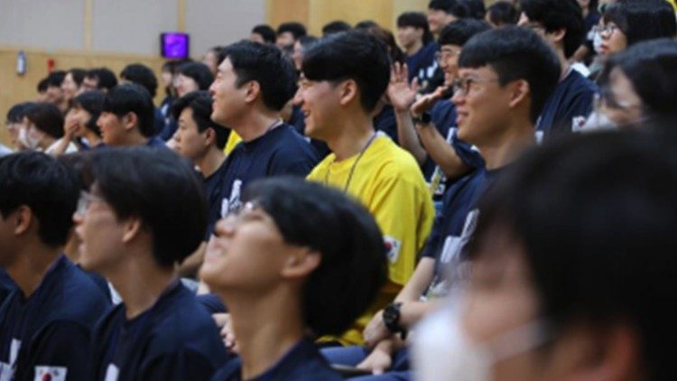 Rozpoczęła się pielgrzymka symboli ŚDM w koreańskich diecezjach