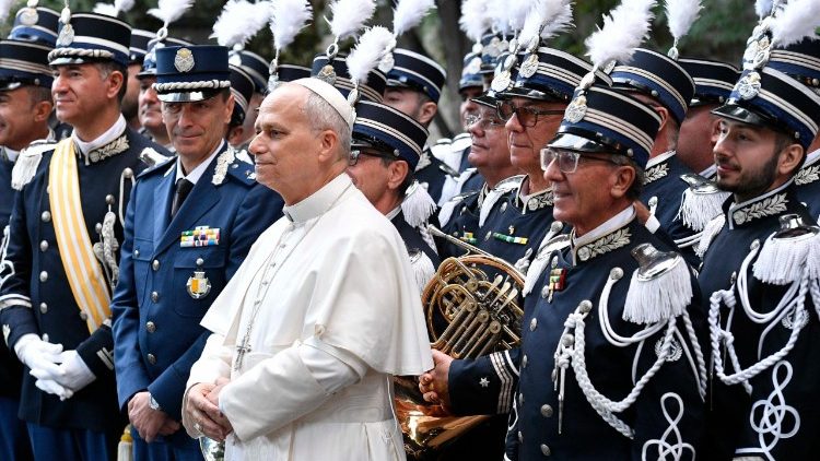 Papież dziękuje służbom za ofiarną pracę w roku Jubileuszu