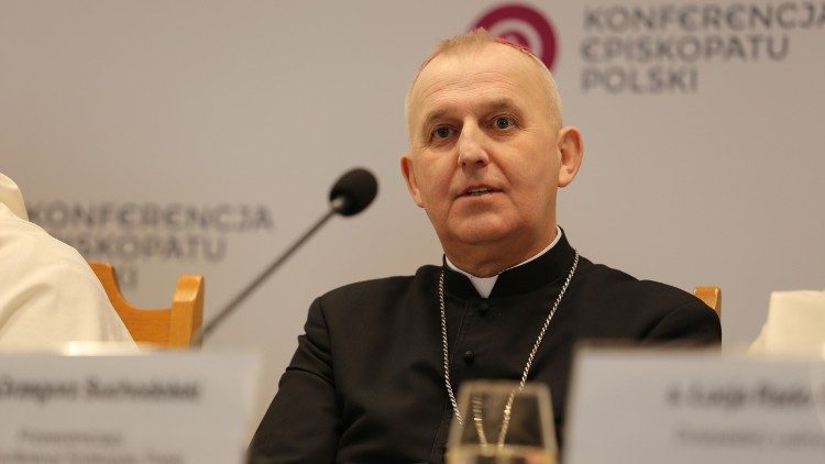 Bp Suchodolski: Pola Lednickie są znakiem otwartości Kościoła na młode pokolenie