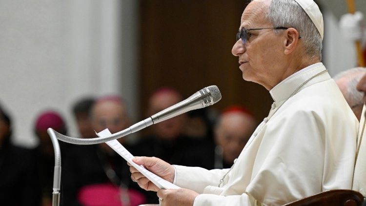 Leon XIV: możemy mówić o Bogu tylko, jeśli z Nim rozmawiamy