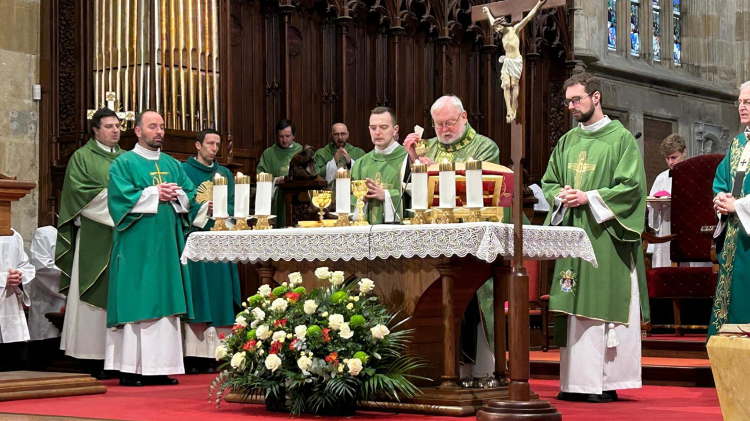 Abp Gallagher w Bratysławie: Drogi do pokoju muszą być zawsze otwarte