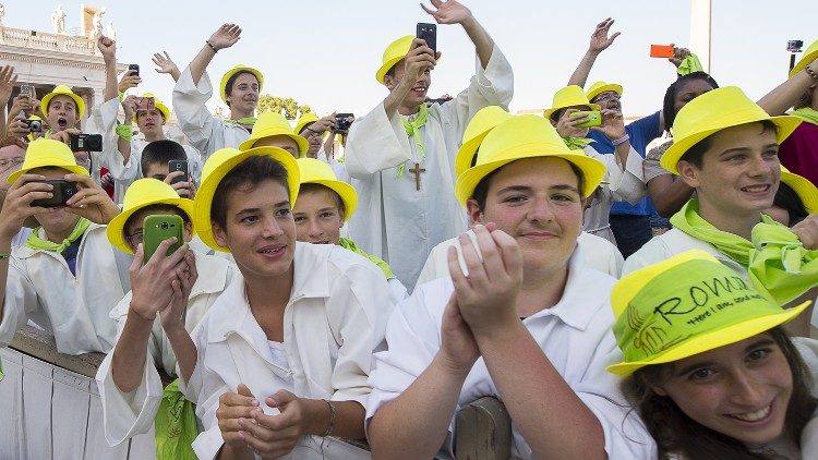 Badania: Wiara czynnikiem chroniącym zdrowie psychiczne młodzieży