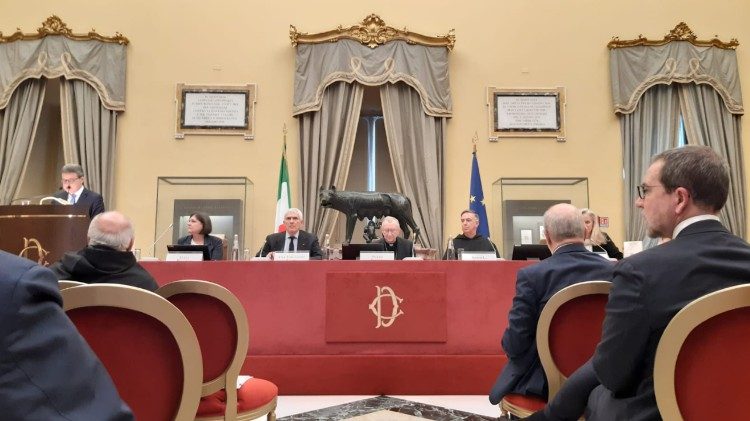 Kard. Parolin do Trumpa i Izraela: zakończcie to jak najszybciej