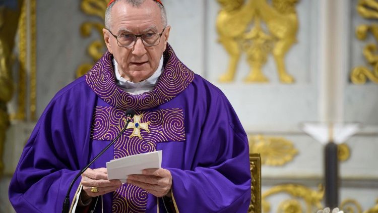 Kard. Parolin: młodzi potrzebują perspektyw